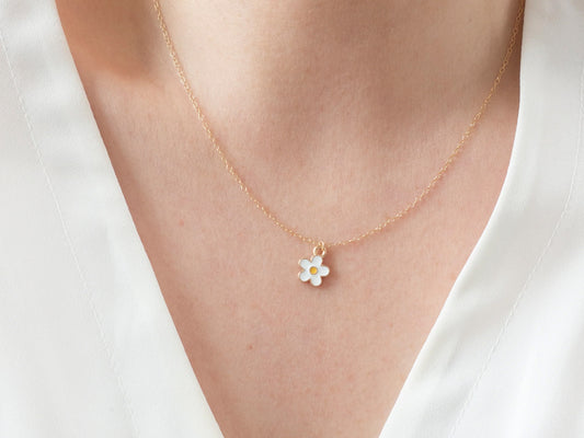 Oh My Clumsy Heart Gold Enamel Daisy Necklace